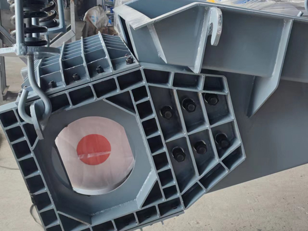 慣性共振式震動給煤機